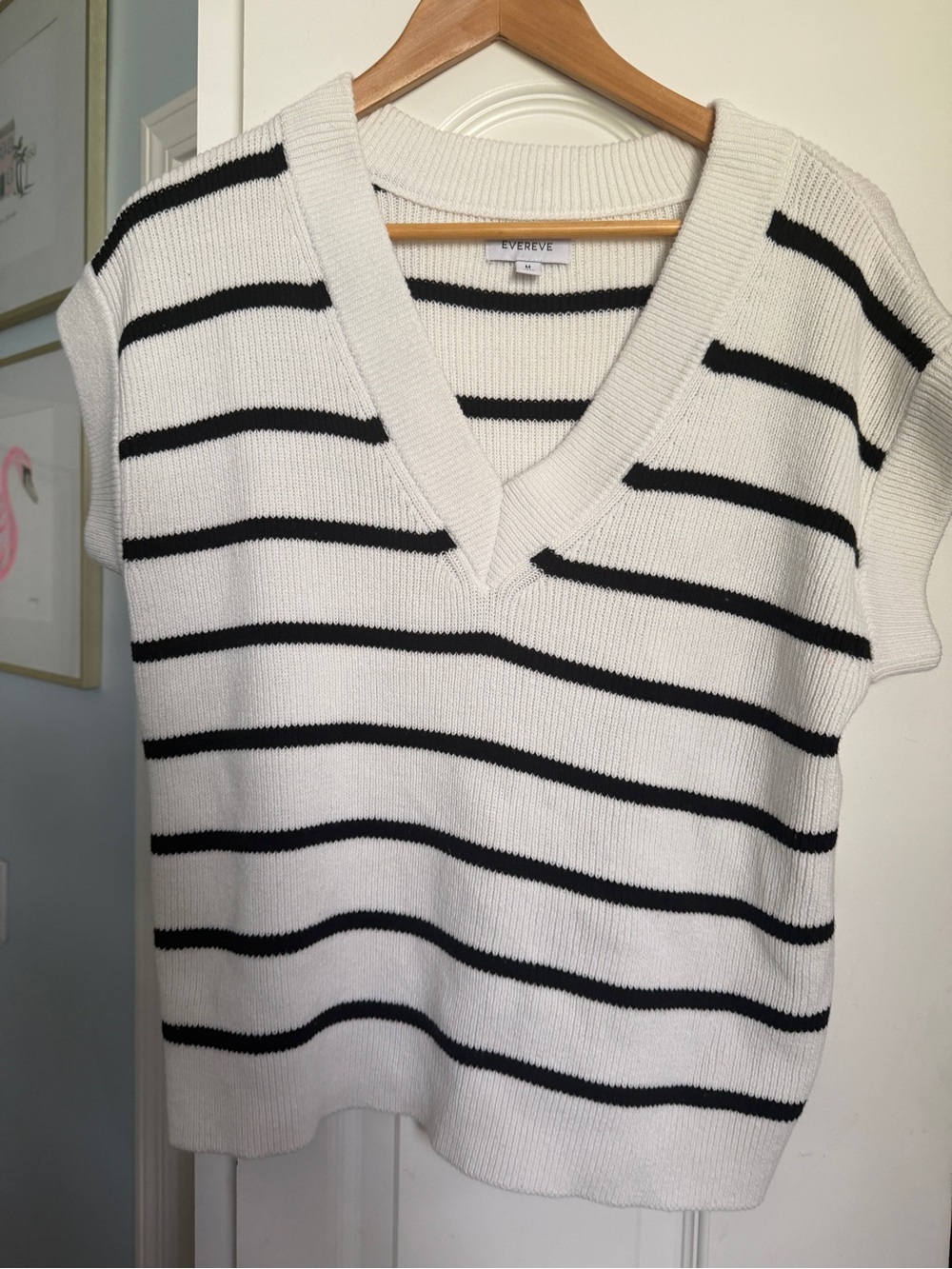 Evereve White V-Neck Knit Sweater with Black Stripes Sz M